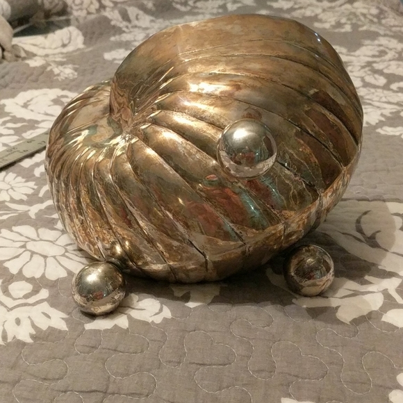 Metal nautilus shell - Picture 5 of 7